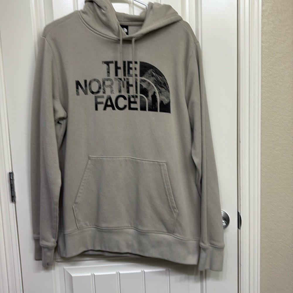 Men’s The North Face hoodie